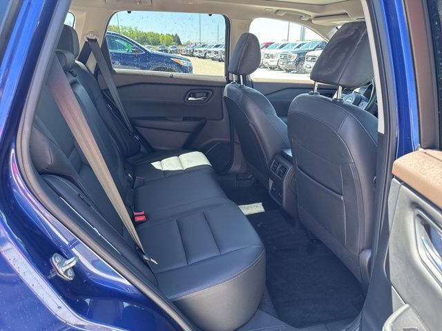2023 Nissan Rogue SL Random Lake WI