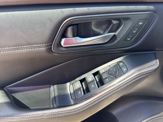 2023 Nissan Rogue SL Random Lake WI