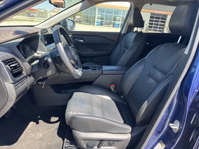 2023 Nissan Rogue SL Random Lake WI