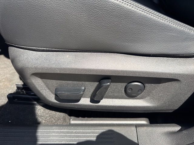 2023 Nissan Rogue SL Random Lake WI