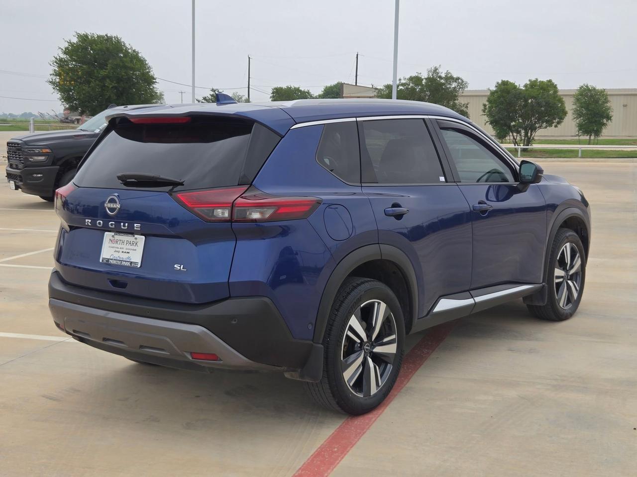 2023 Nissan Rogue SL