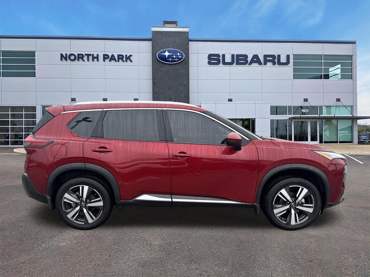 2023 Nissan Rogue SL