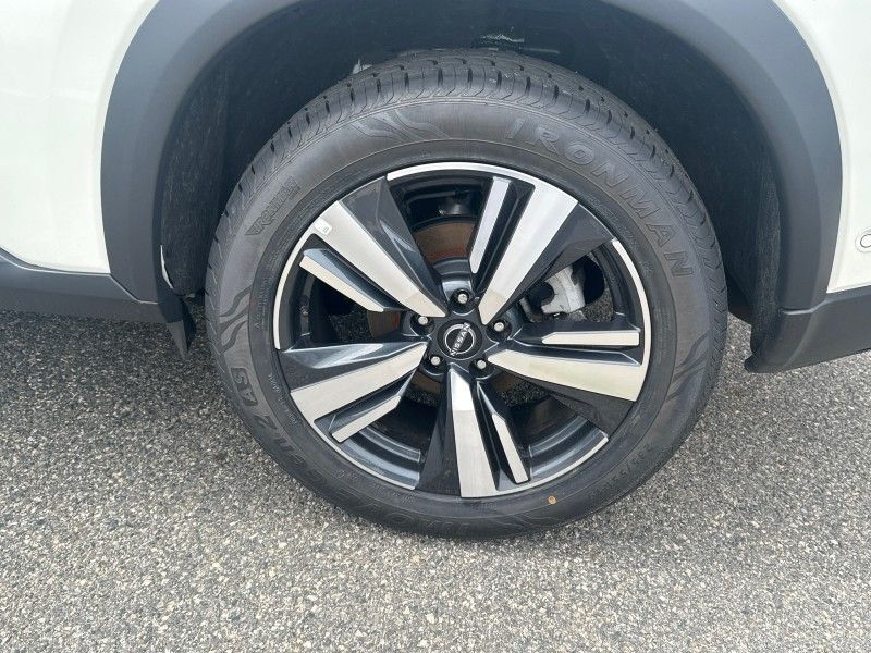 2023 Nissan Rogue SL Worcester MA