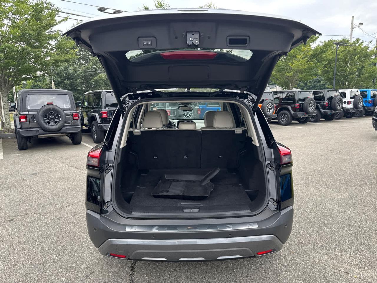 2023 Nissan Rogue SL Dartmouth MA