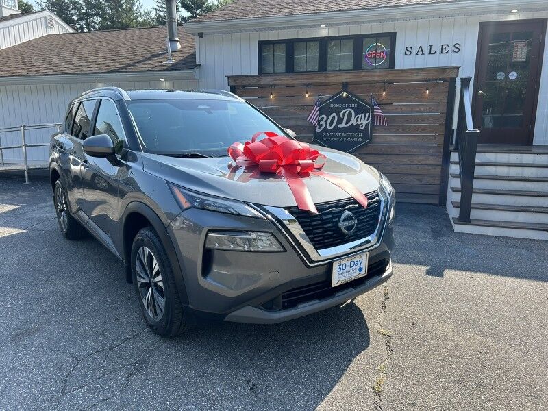 2023 Nissan Rogue SV - LEATHER - SUNROOF