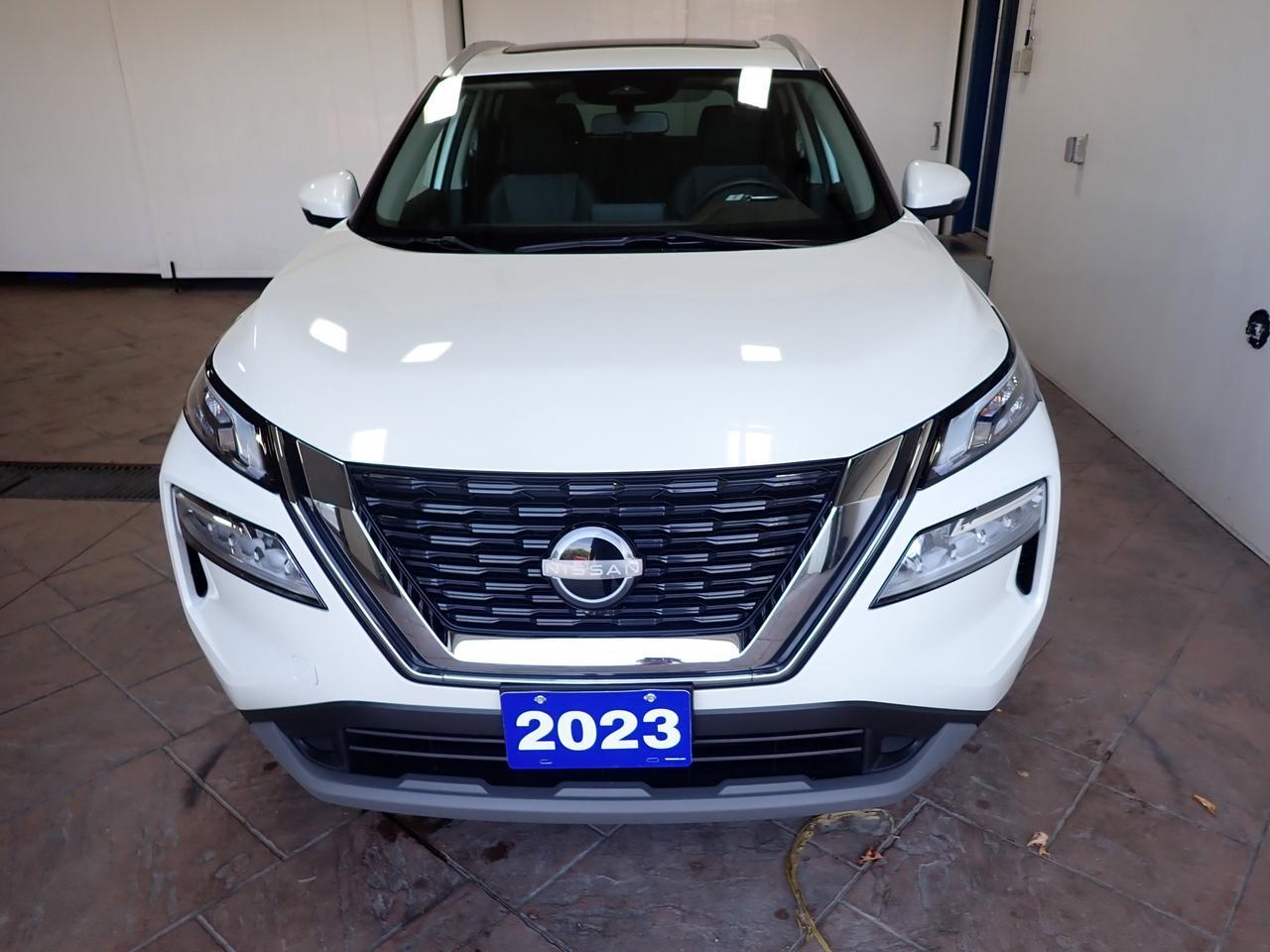2023 Nissan Rogue SV AWD SUNROOF Listowel ON