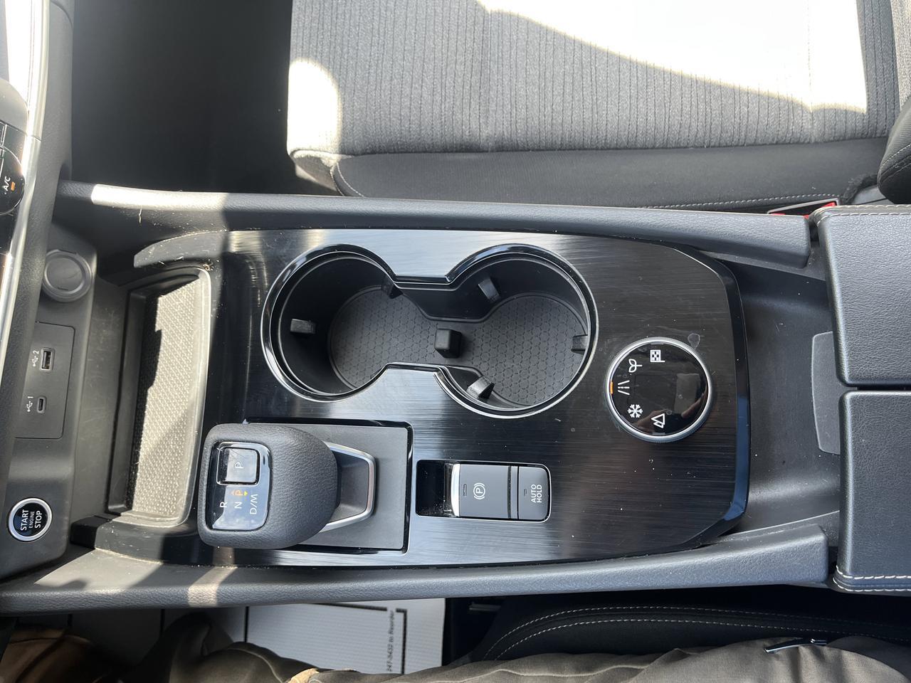 2023 Nissan Rogue SV AWD w/AdaptiveCruise RemoteStart Saukville WI