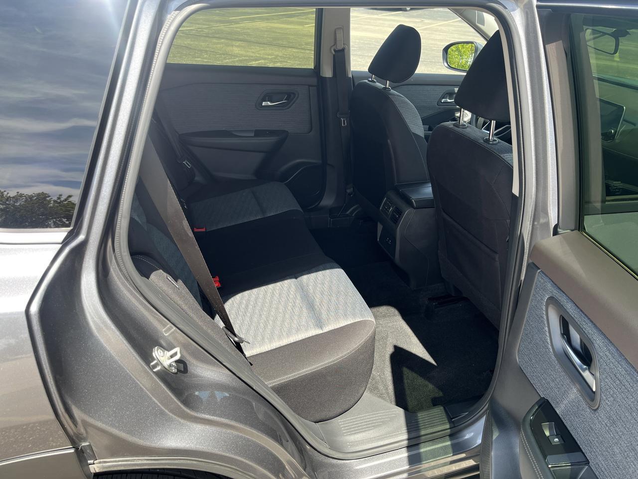 2023 Nissan Rogue SV AWD w/AdaptiveCruise RemoteStart Saukville WI
