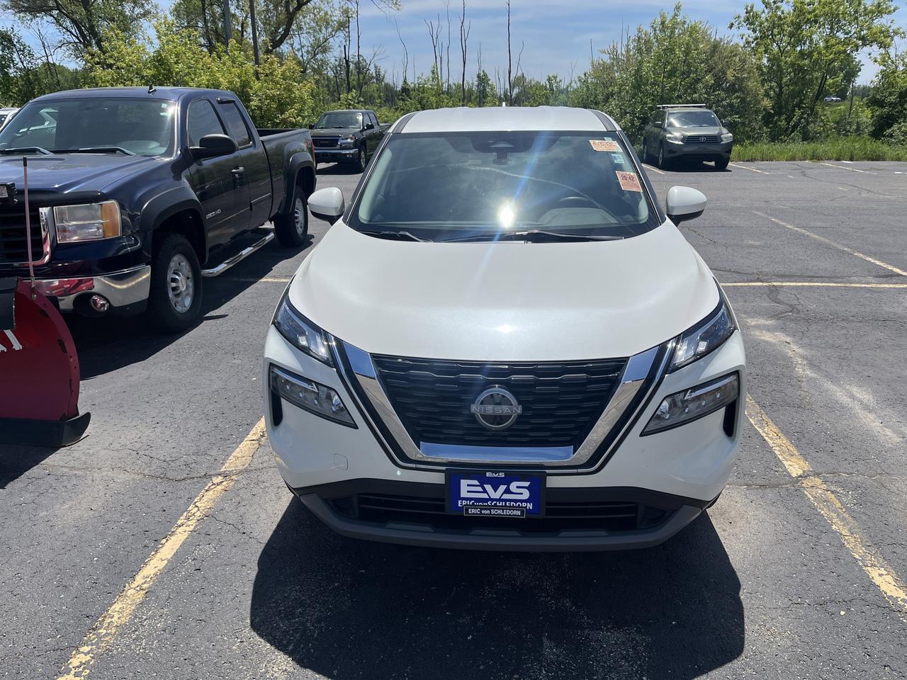 2023 Nissan Rogue SV AWD w/AdaptiveCruise RemoteStart Saukville WI