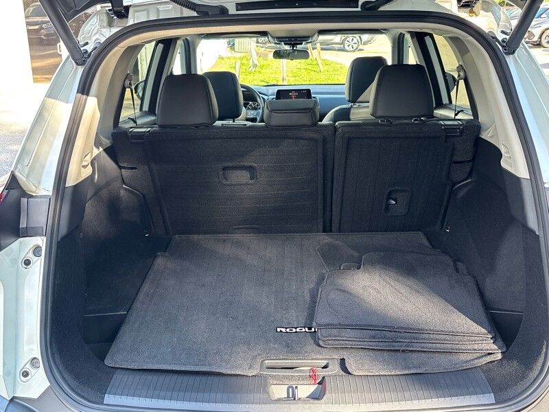 2023 Nissan Rogue SV AWD w/PREMIUM PKG. LTHR. PANO. Seffner FL