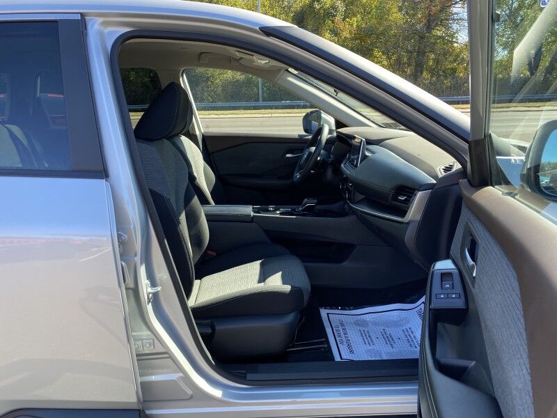 2023 Nissan Rogue SV Bristol  PA