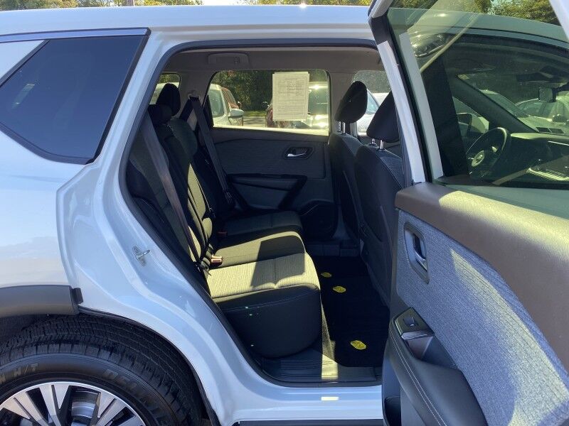 2023 Nissan Rogue SV Bristol  PA