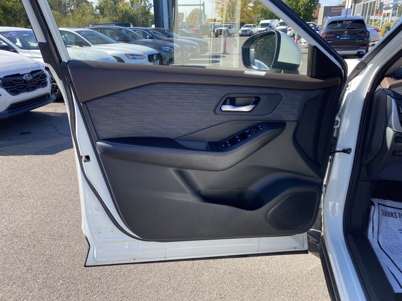 2023 Nissan Rogue SV Bristol  PA