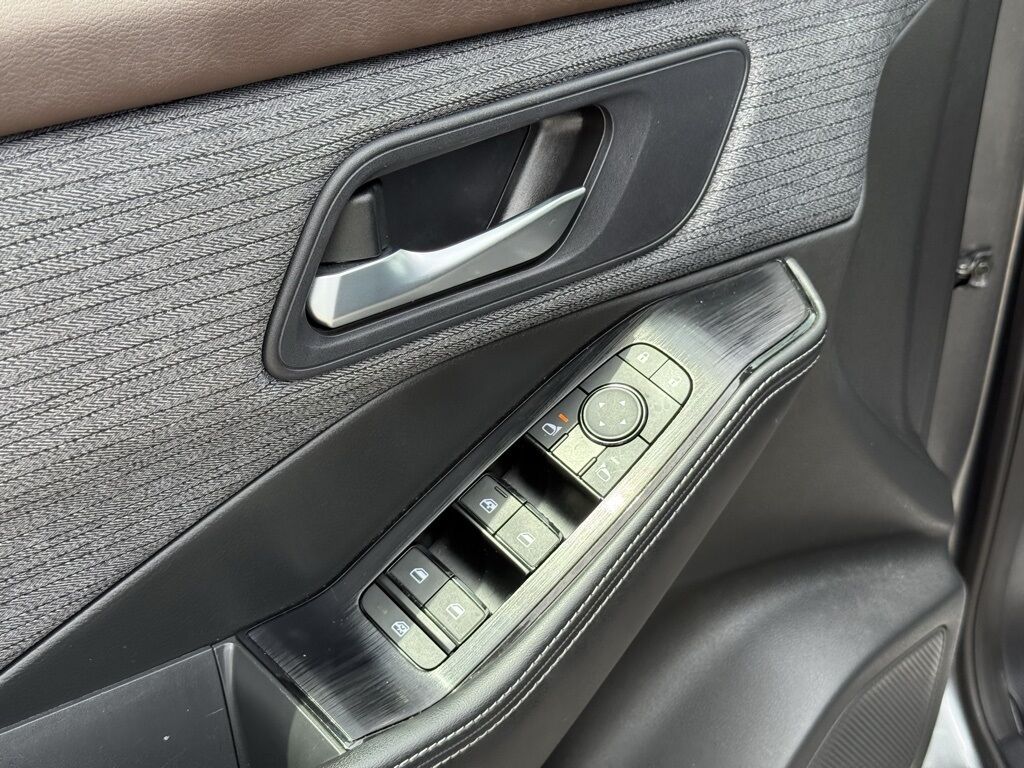 2023 Nissan Rogue SV Crestwood KY