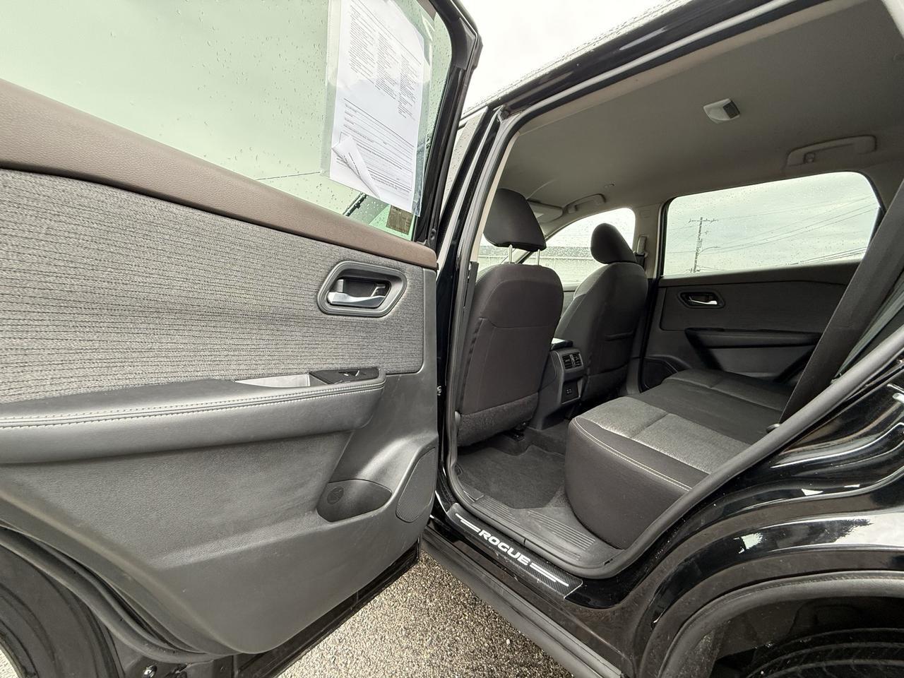 2023 Nissan Rogue SV Crestwood KY