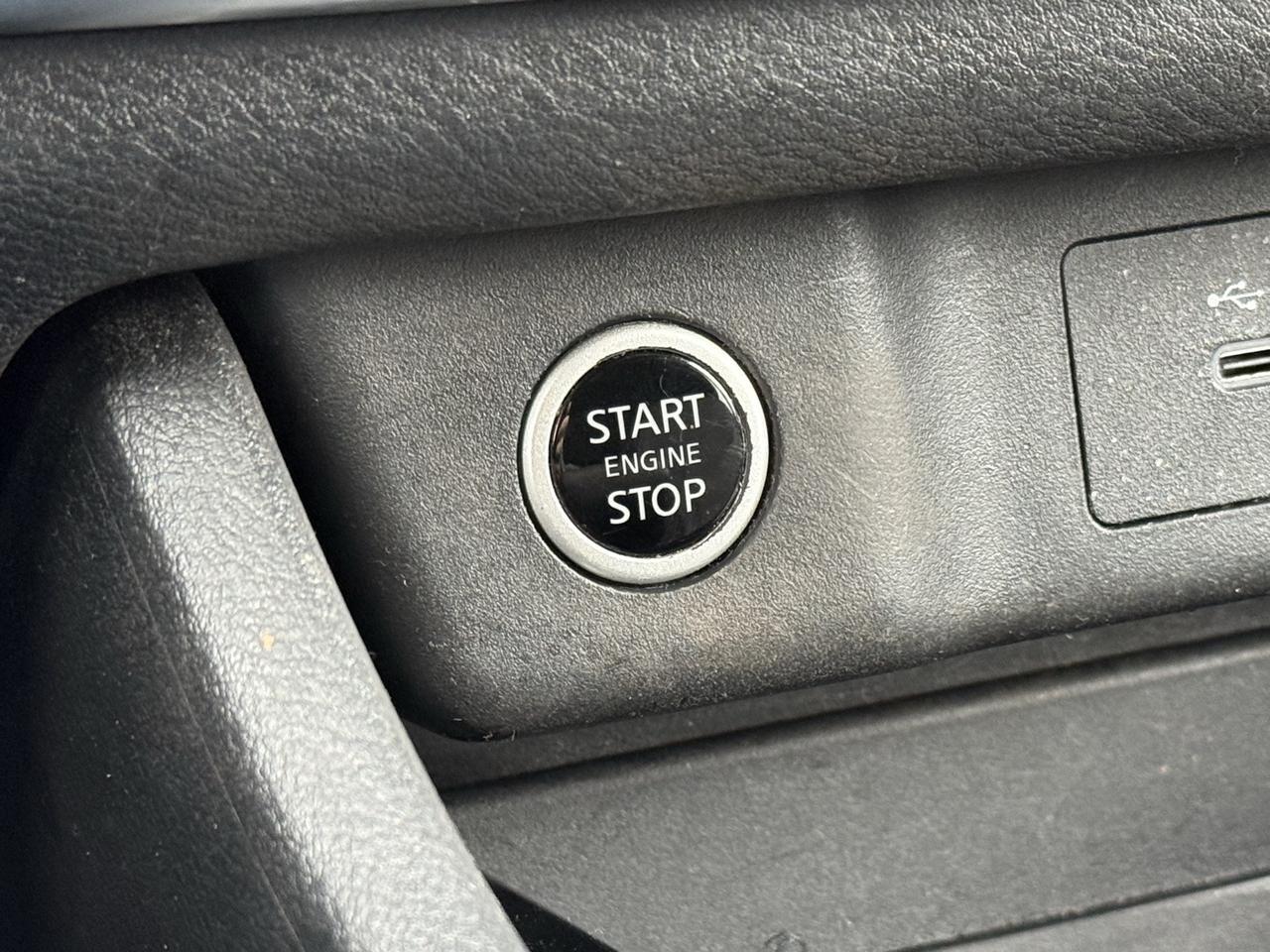 2023 Nissan Rogue SV Crestwood KY