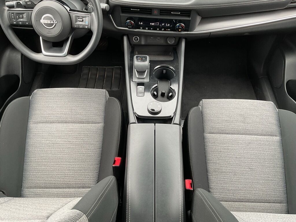 2023 Nissan Rogue SV Duluth MN