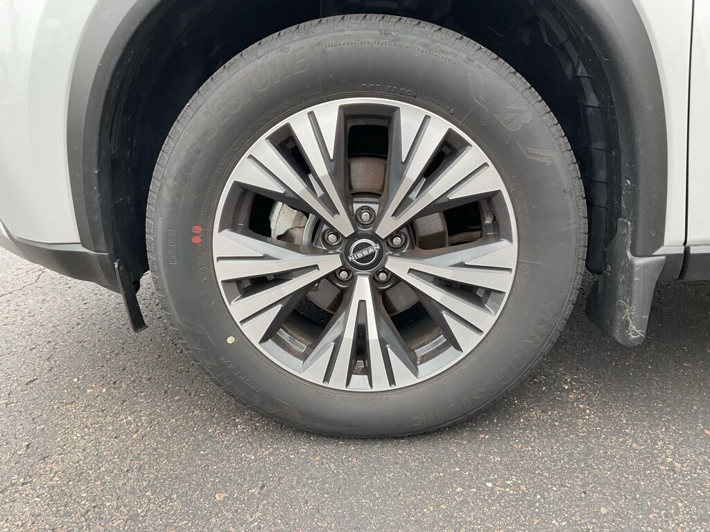 2023 Nissan Rogue SV Duluth MN