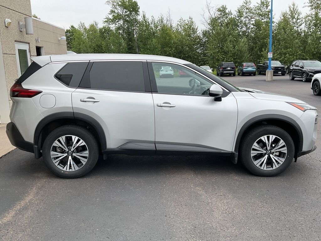 2023 Nissan Rogue SV Duluth MN