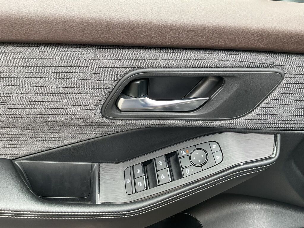 2023 Nissan Rogue SV Duluth MN