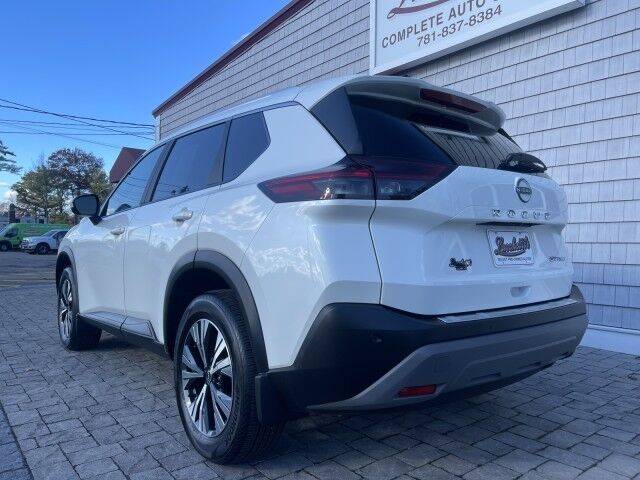 2023 Nissan Rogue SV photo 2