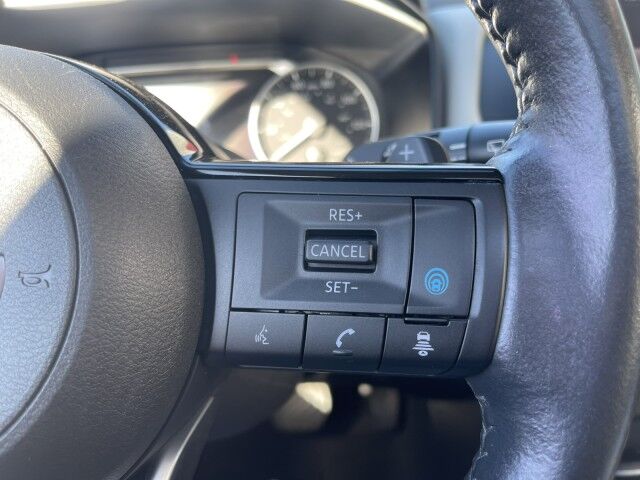 2023 Nissan Rogue SV photo 23