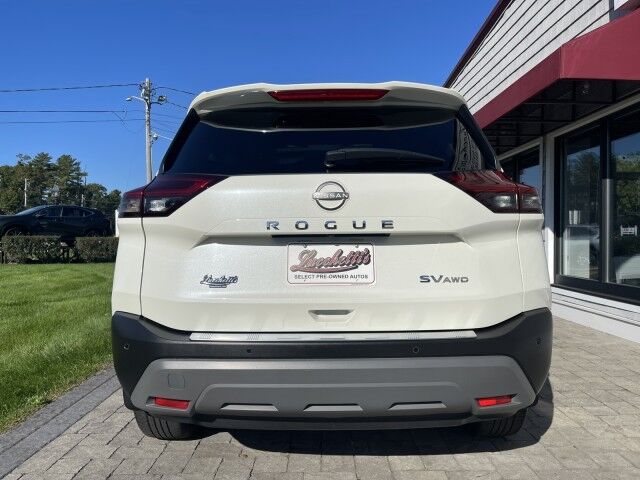 2023 Nissan Rogue SV photo 6