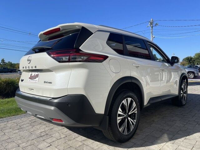 2023 Nissan Rogue SV photo 5