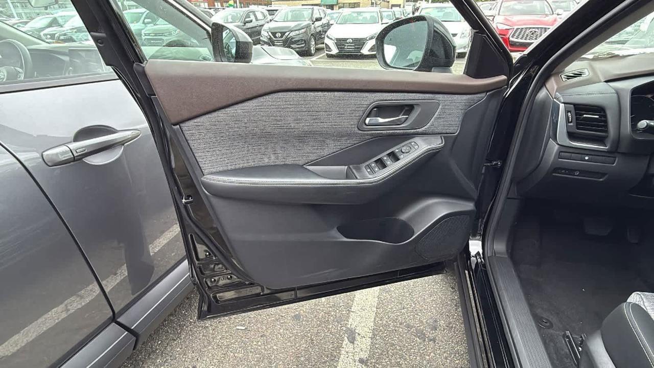 2023 Nissan Rogue SV Medford MA