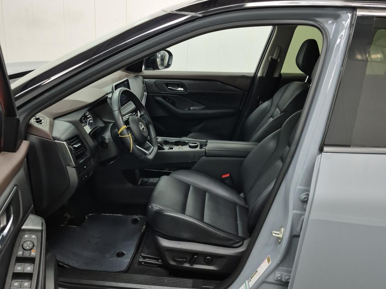 2023 Nissan Rogue SV Midnight Edition PANOROOF B.CAM B.SPOT NOACCIDENT Toronto ON