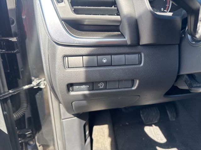 2023 Nissan Rogue SV Random Lake WI
