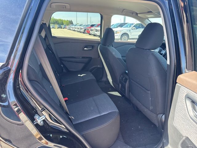 2023 Nissan Rogue SV Random Lake WI