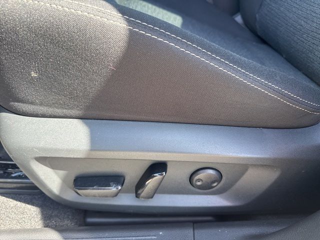 2023 Nissan Rogue SV Random Lake WI