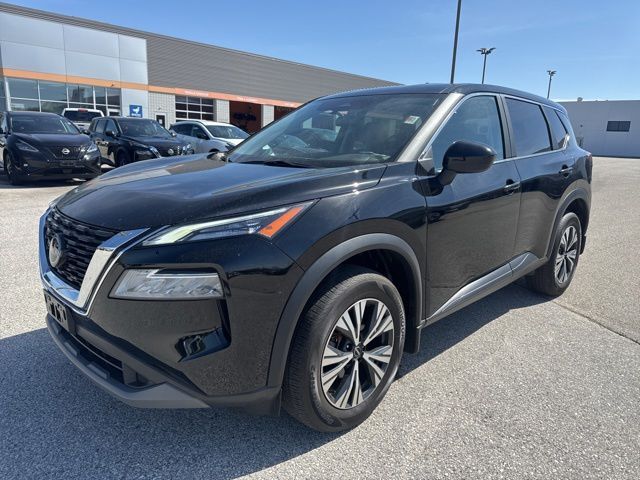 2023 Nissan Rogue SV Random Lake WI