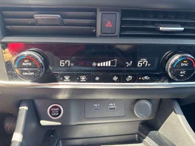 2023 Nissan Rogue SV Random Lake WI