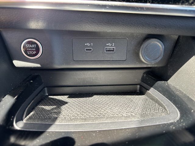 2023 Nissan Rogue SV Random Lake WI