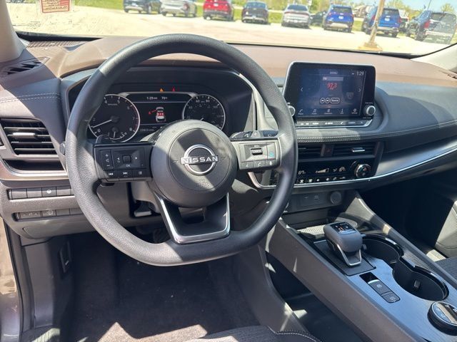 2023 Nissan Rogue SV Random Lake WI
