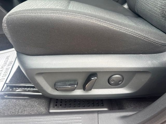 2023 Nissan Rogue SV Random Lake WI