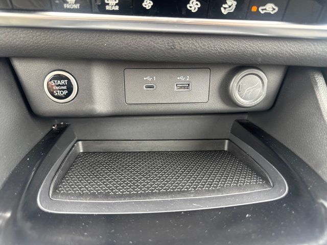 2023 Nissan Rogue SV Random Lake WI