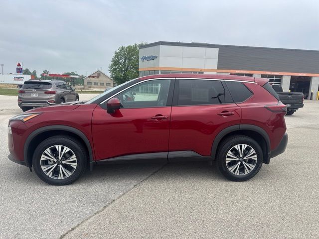2023 Nissan Rogue SV Random Lake WI