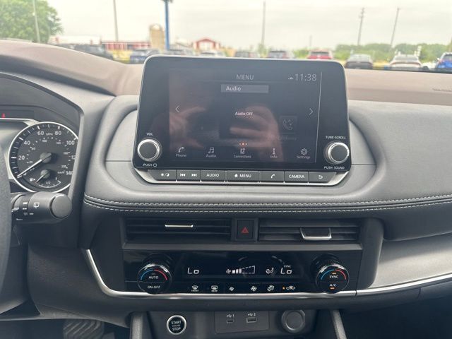 2023 Nissan Rogue SV Random Lake WI