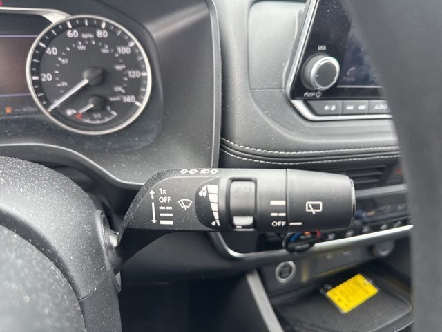 2023 Nissan Rogue SV Random Lake WI