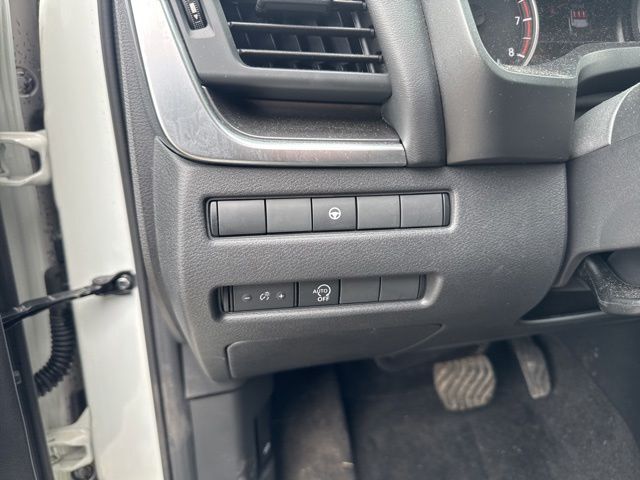 2023 Nissan Rogue SV Random Lake WI