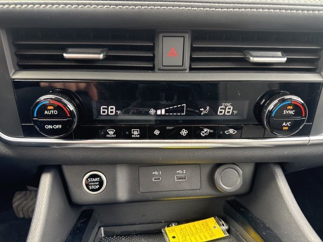 2023 Nissan Rogue SV Random Lake WI