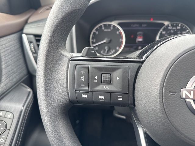 2023 Nissan Rogue SV Random Lake WI