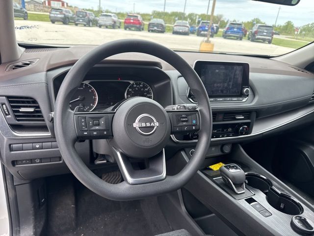 2023 Nissan Rogue SV Random Lake WI