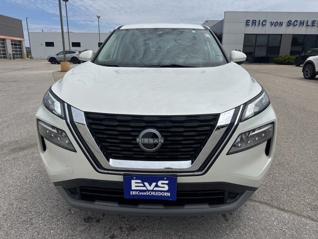 2023 Nissan Rogue SV Random Lake WI