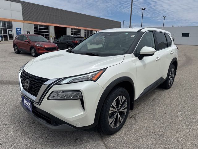 2023 Nissan Rogue SV Random Lake WI