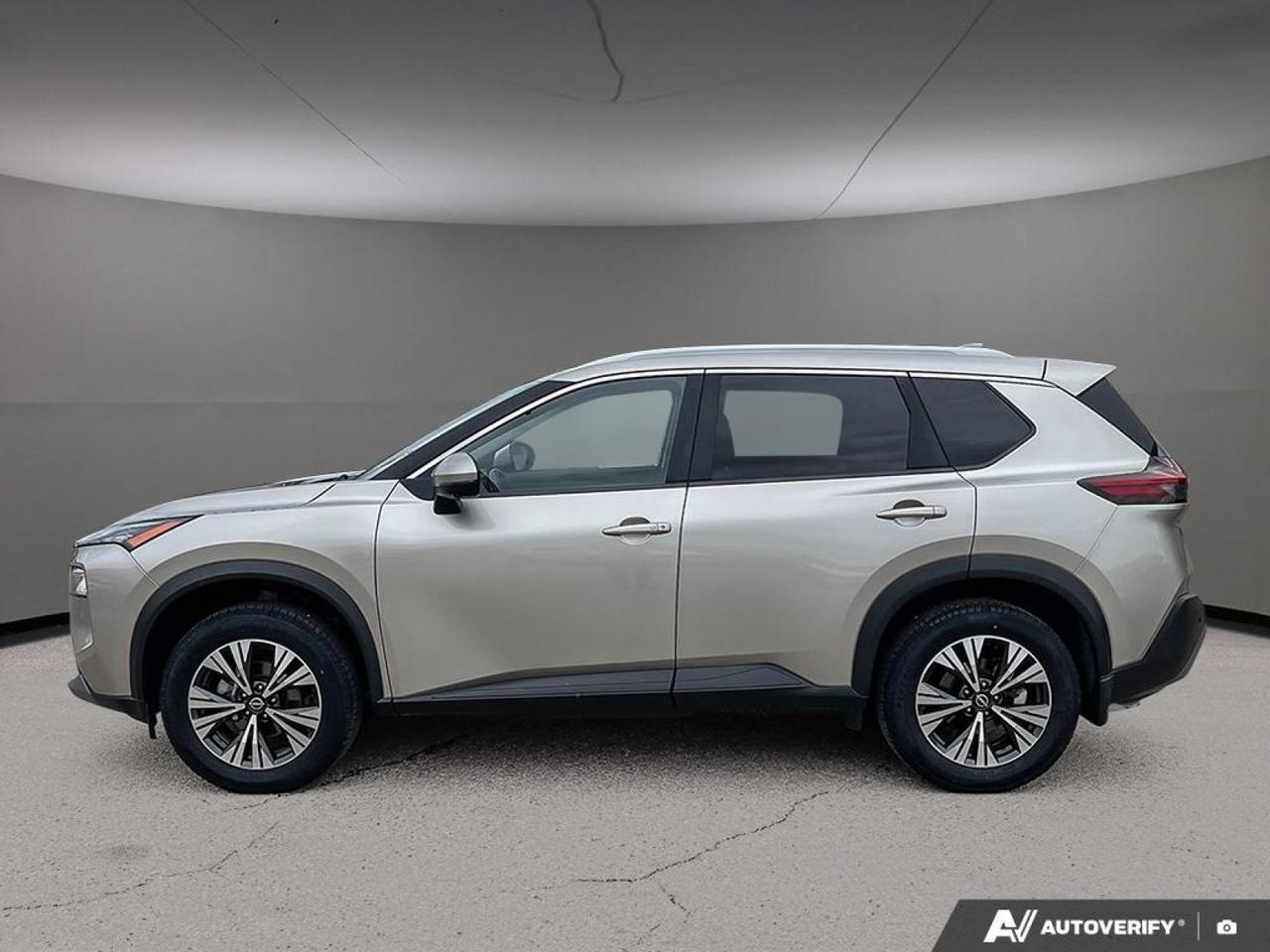 2023 Nissan Rogue SV Moonroof