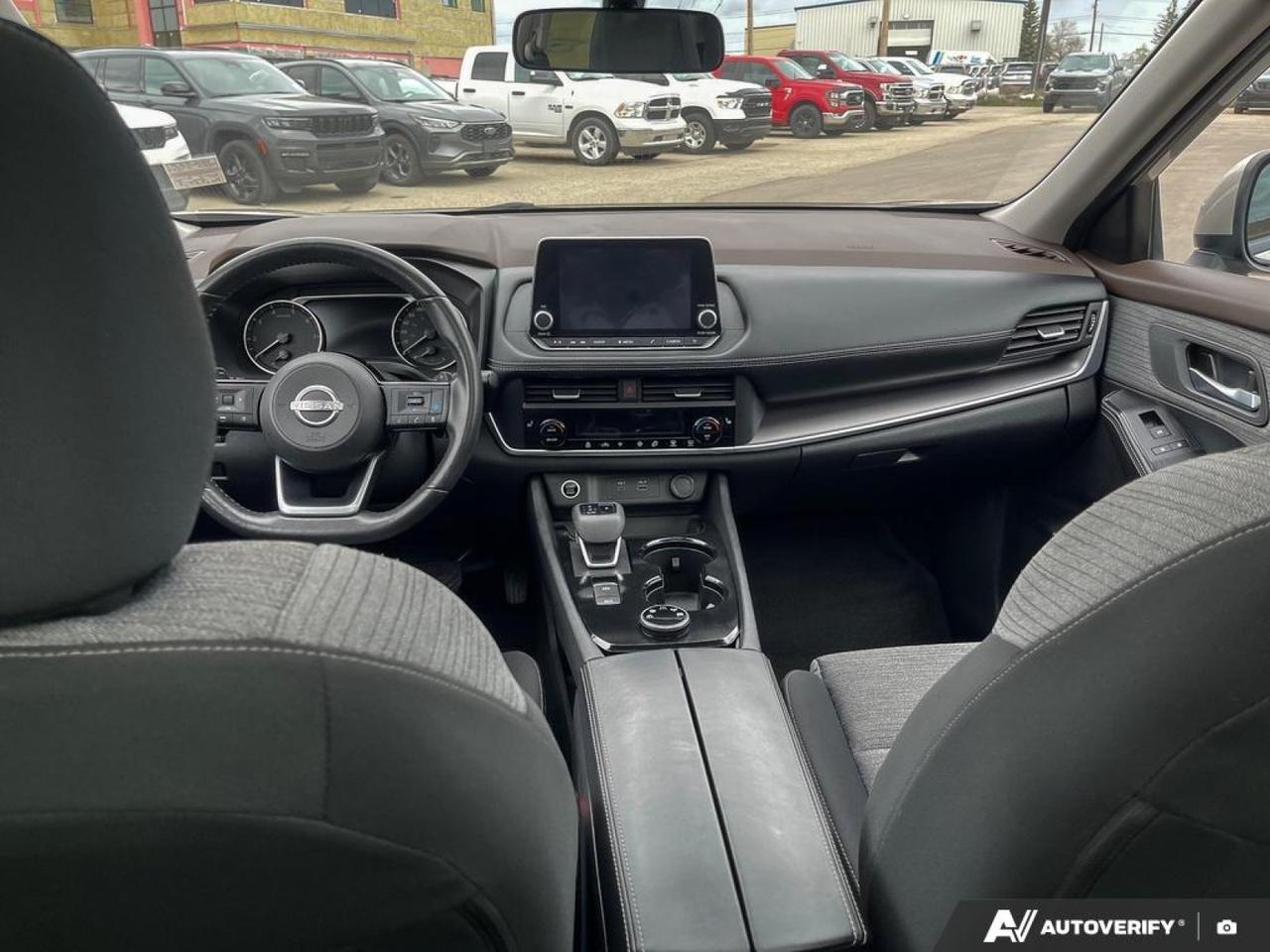 2023 Nissan Rogue SV Moonroof Edmonton AB